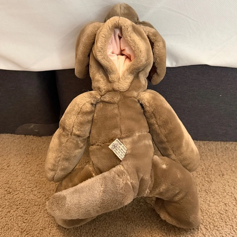 Wrinkles dog puppet